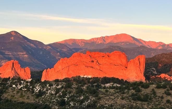 Garden of the gods sunrise